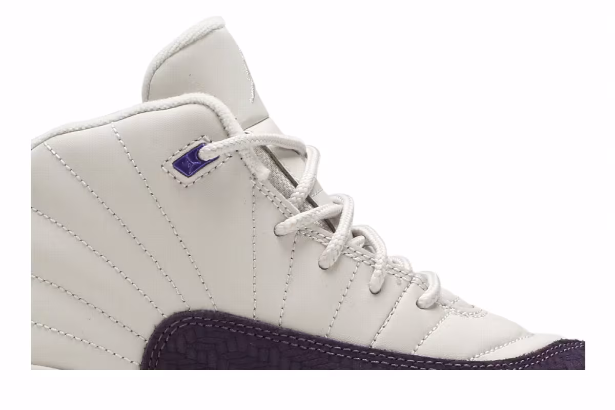 Air Jordan 12 PS Desert Sand, view 3