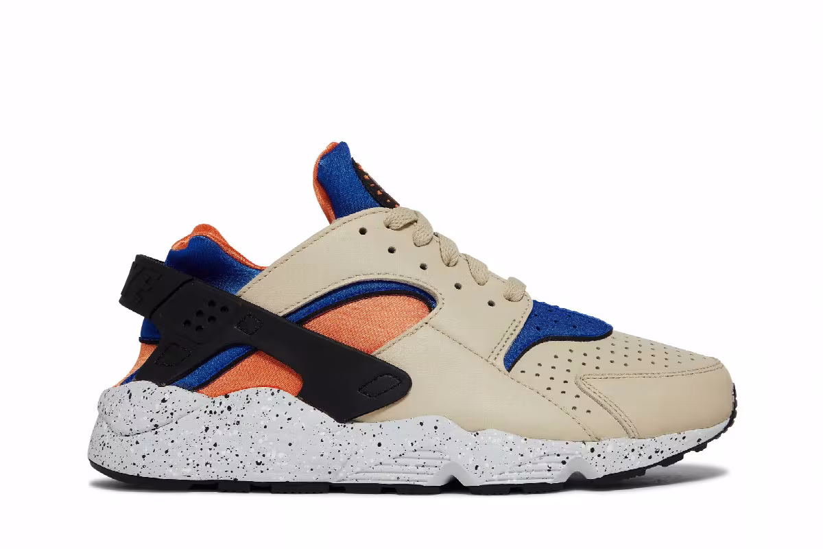 Nike Air Huarache OG Mowabb, view 2