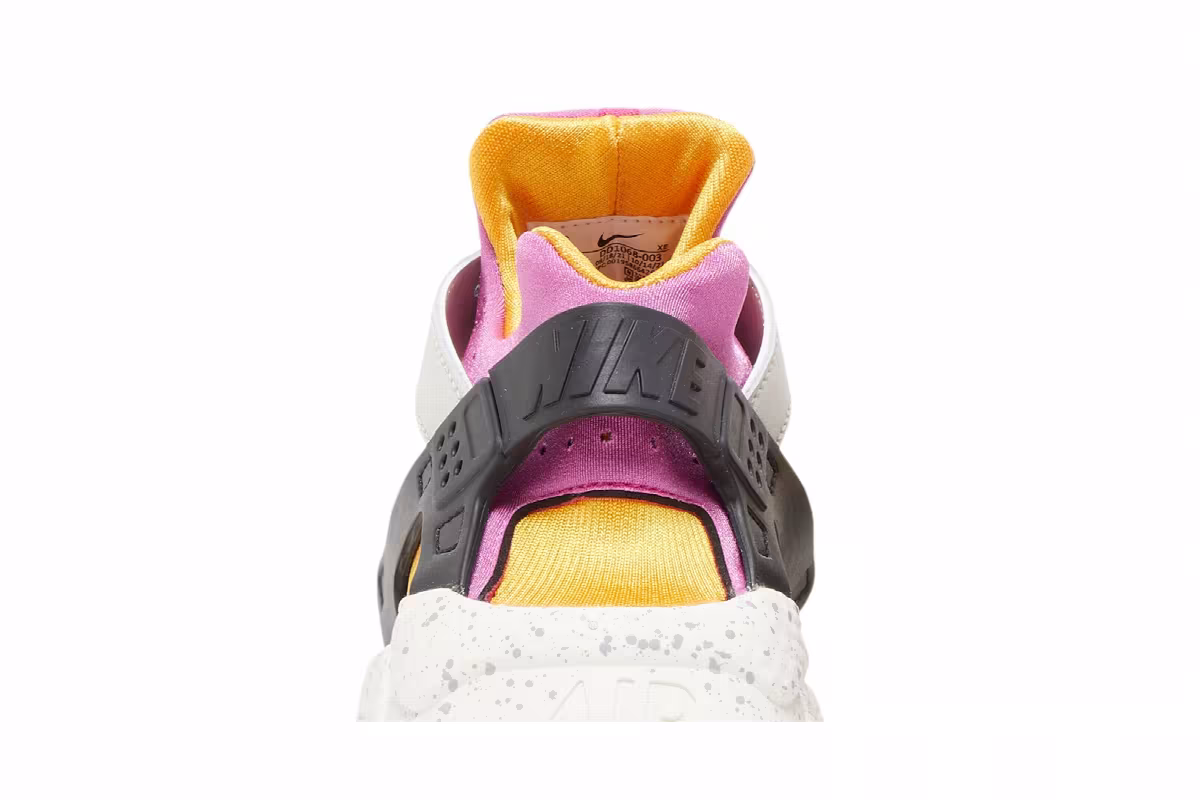 Nike Air Huarache Lethal Pink, view 8
