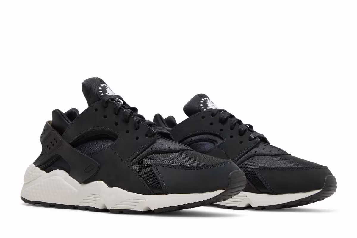 Nike Air Huarache Off Noir, view 9