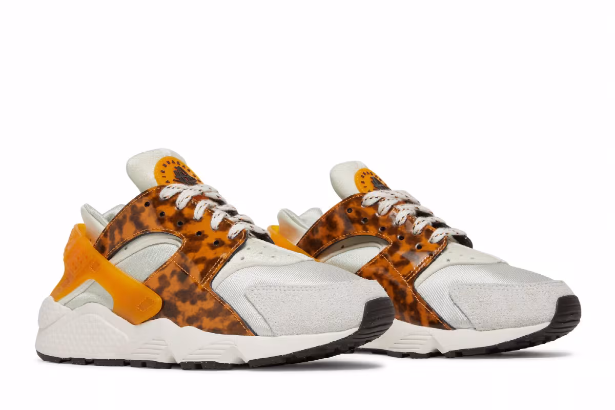 Nike Women's Air Huarache Tortoiseshell, view 9