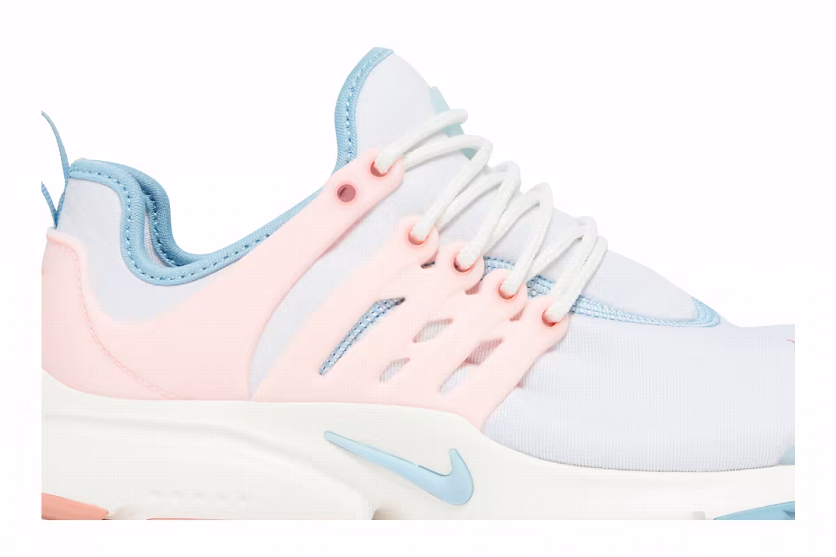 Nike Women's Air Presto Iris Whisper, view 3
