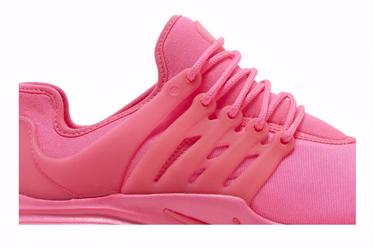 Nike Women's Air Presto Hyper Pink, view 3