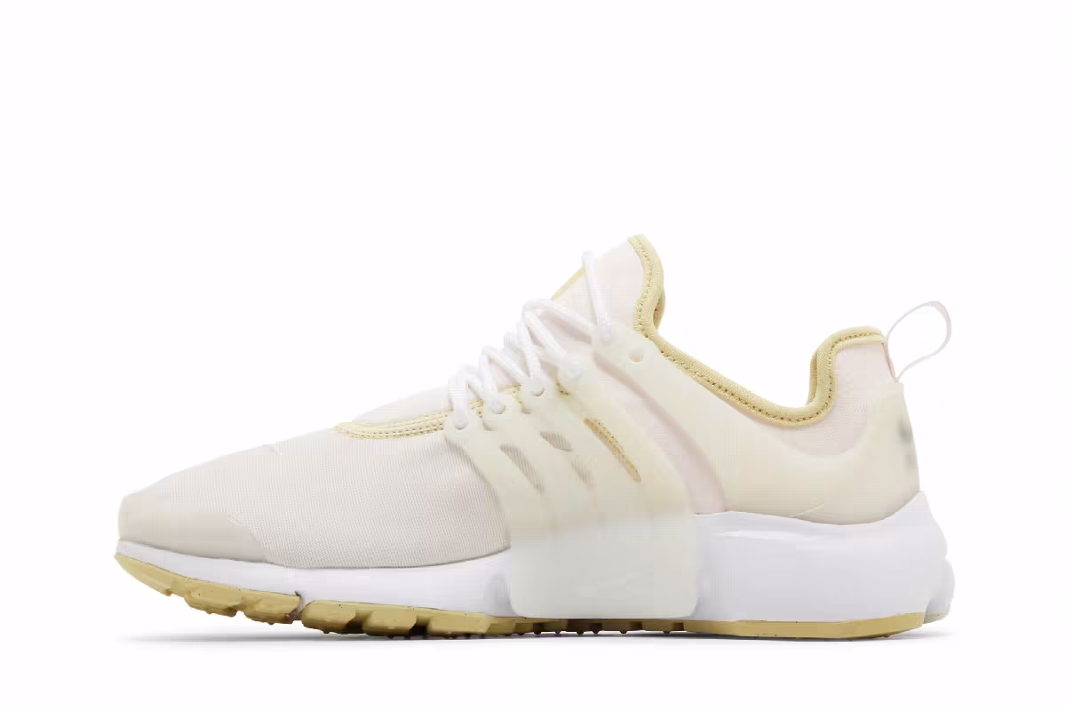 Nike Women's Air Presto Light Soft Pink, view 4
