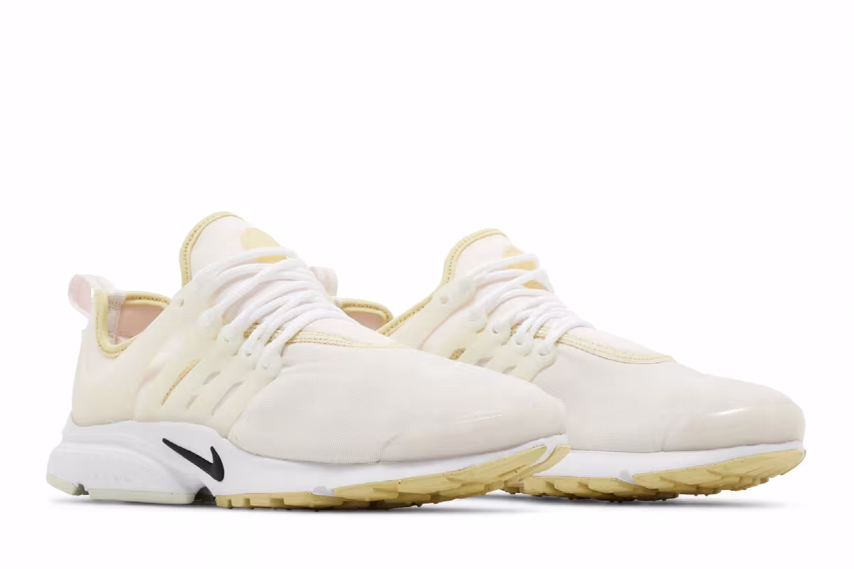 Nike Women's Air Presto Light Soft Pink, view 9