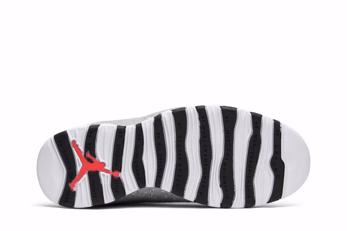 Air Jordan 10 Cement, view 5