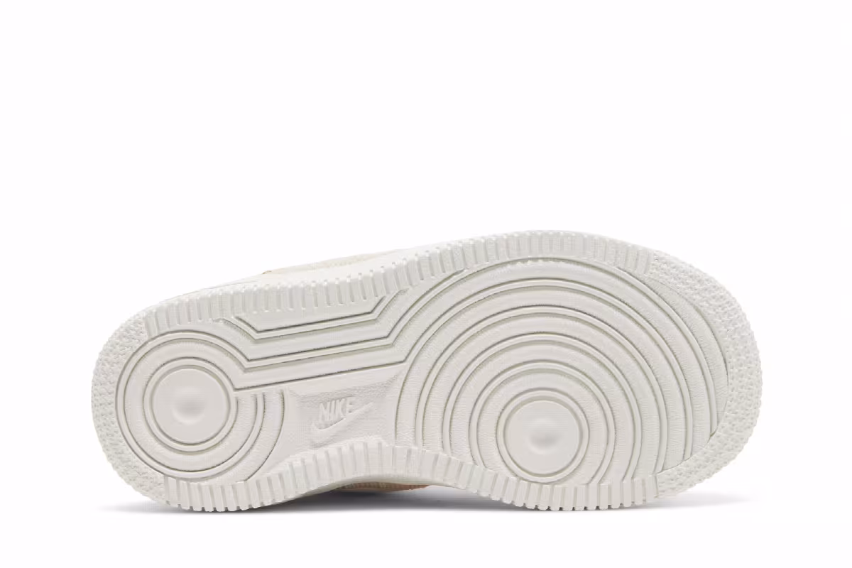 Nike Force 1 Toggle SE TD Yellow Ochre Pearl White, view 5