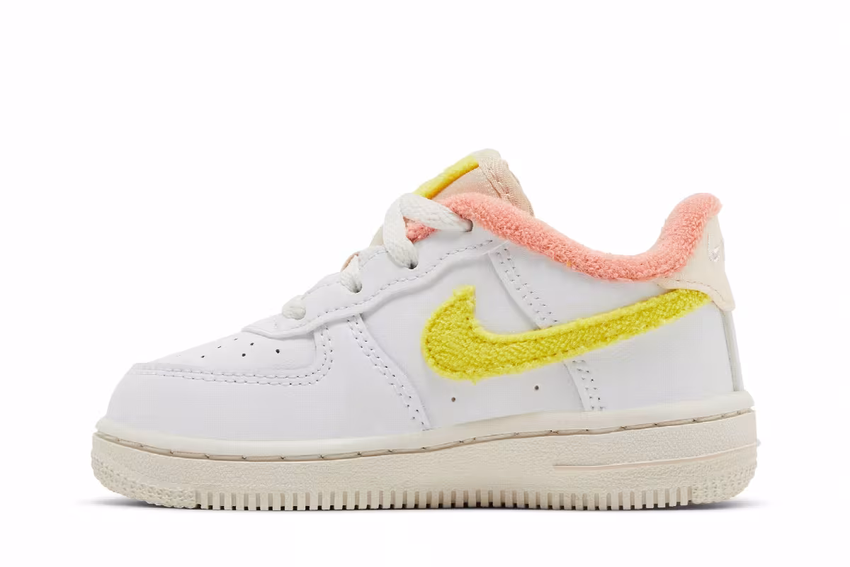 Nike Force 1 LV8 TD White Yellow Strike, view 4