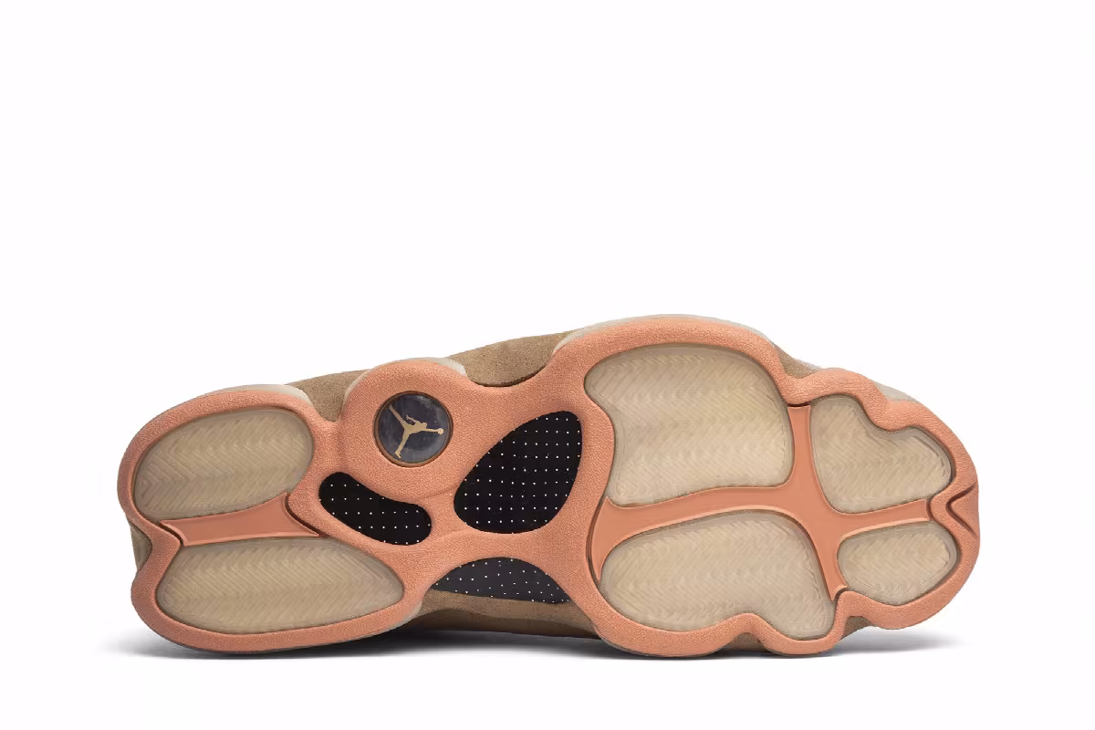 CLOT x Air Jordan 13 Low NRG Terracotta, view 5