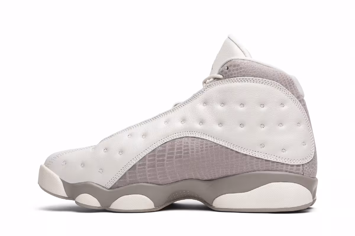 Women's Air Jordan 13 Phantom, view 4