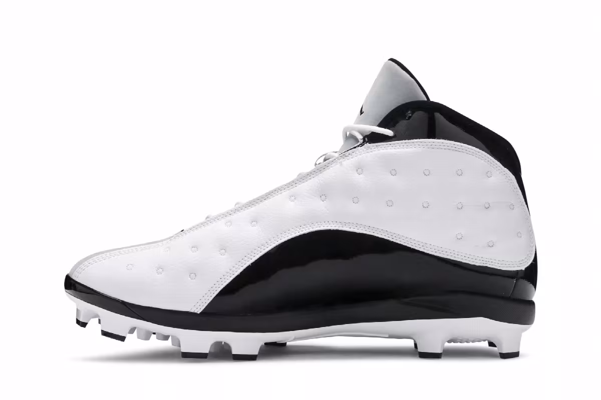 Air Jordan 13 MCS Barons, view 4