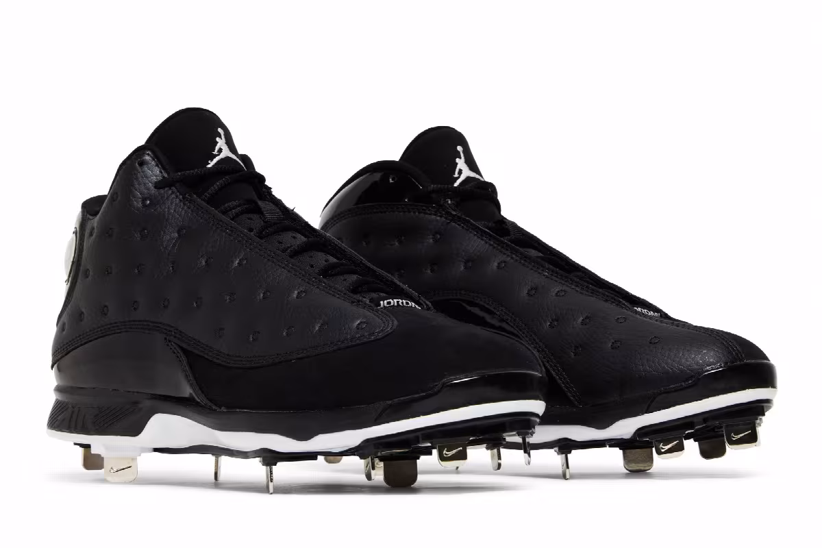 Air Jordan 13 Metal Black, view 9
