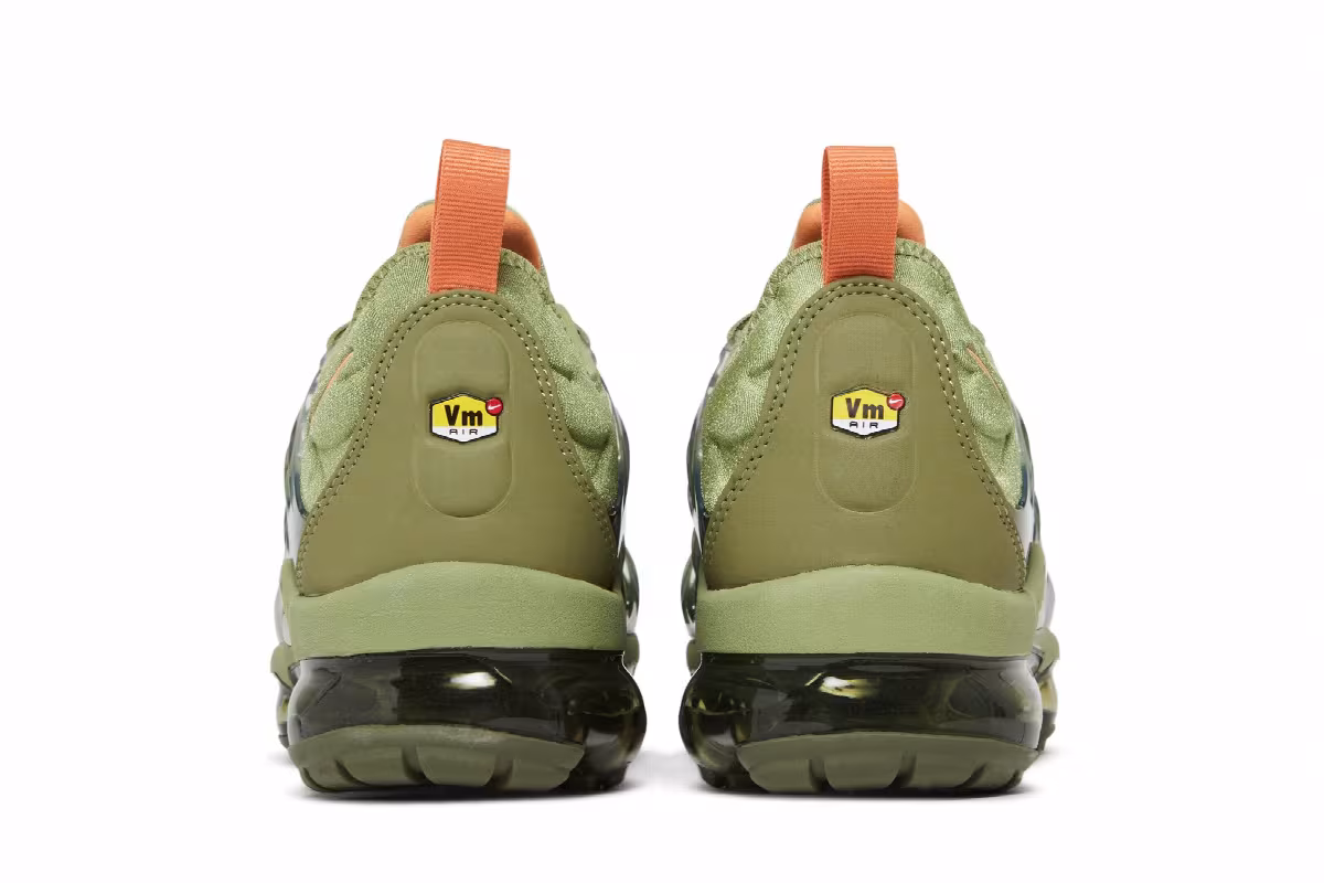 Nike Women's Air VaporMax Plus Alligator, view 7