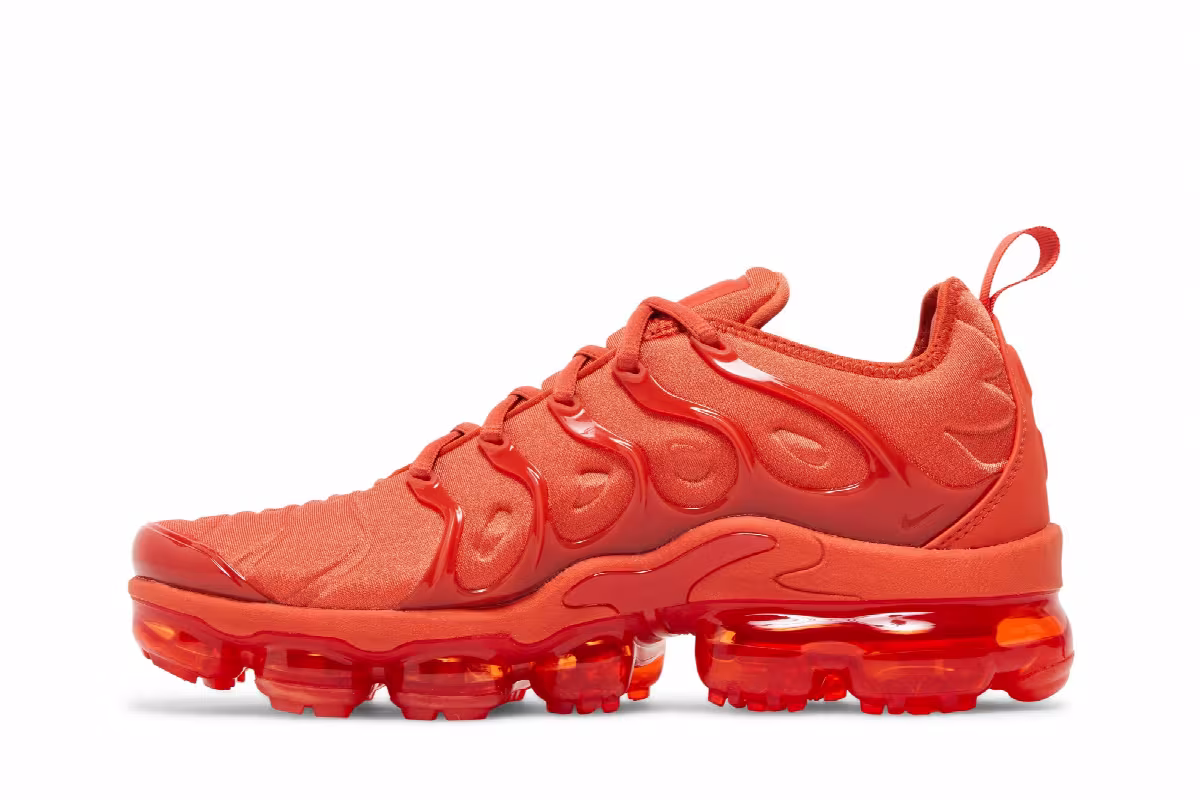 Nike Women's Air VaporMax Plus Triple Orange, view 4