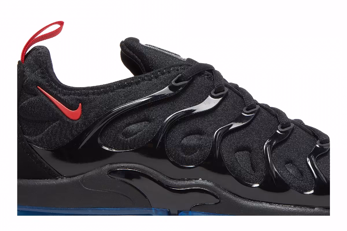 Nike Air VaporMax Plus Black Icy Blue, view 3