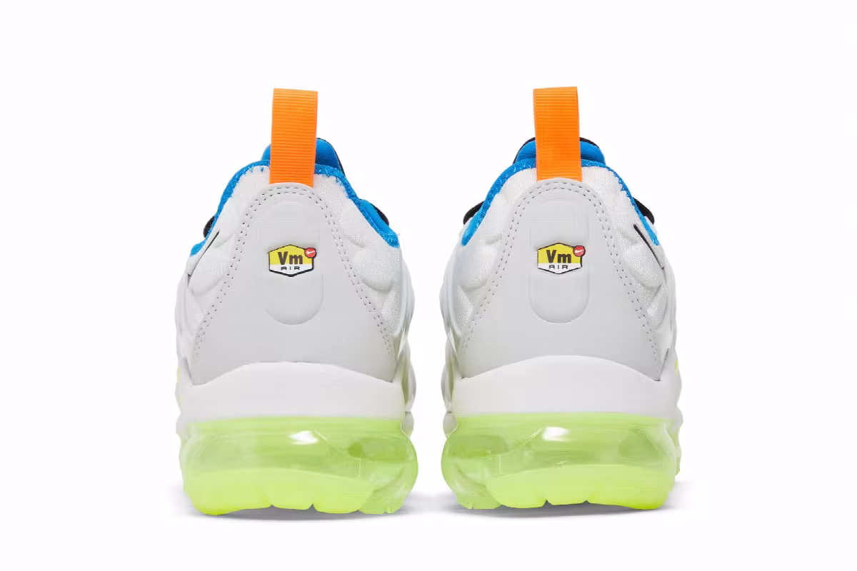Nike Women's Air VaporMax Plus Photon Dust Volt, view 7