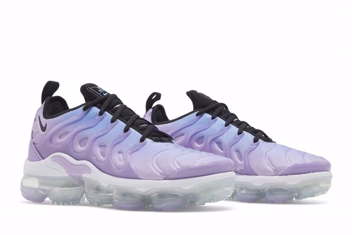Nike Women's Air VaporMax Plus Lilac University Blue Gradient, view 9