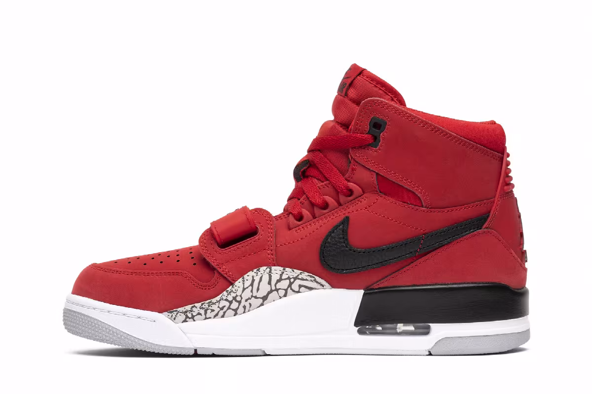 Air Jordan Legacy 312 Toro, view 4