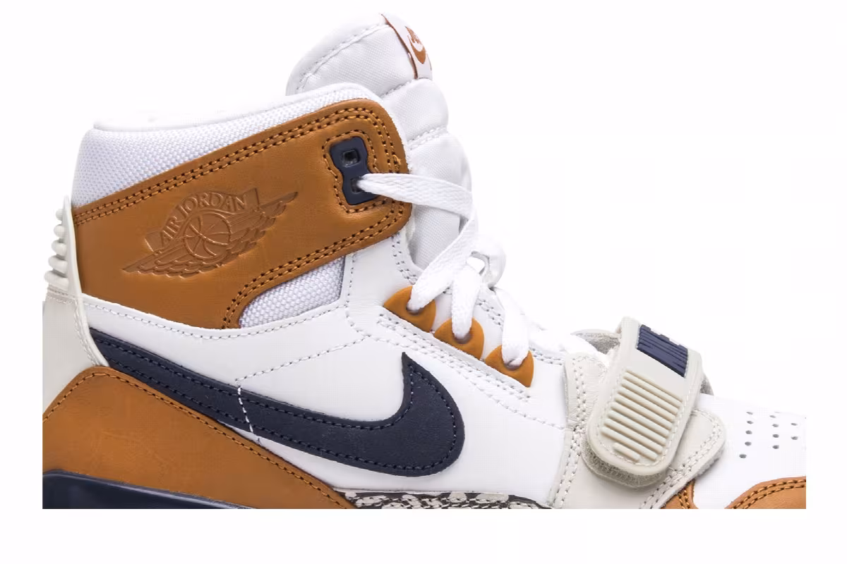 Just Don x Air Jordan Jordan Legacy 312 Medicine Ball, view 3