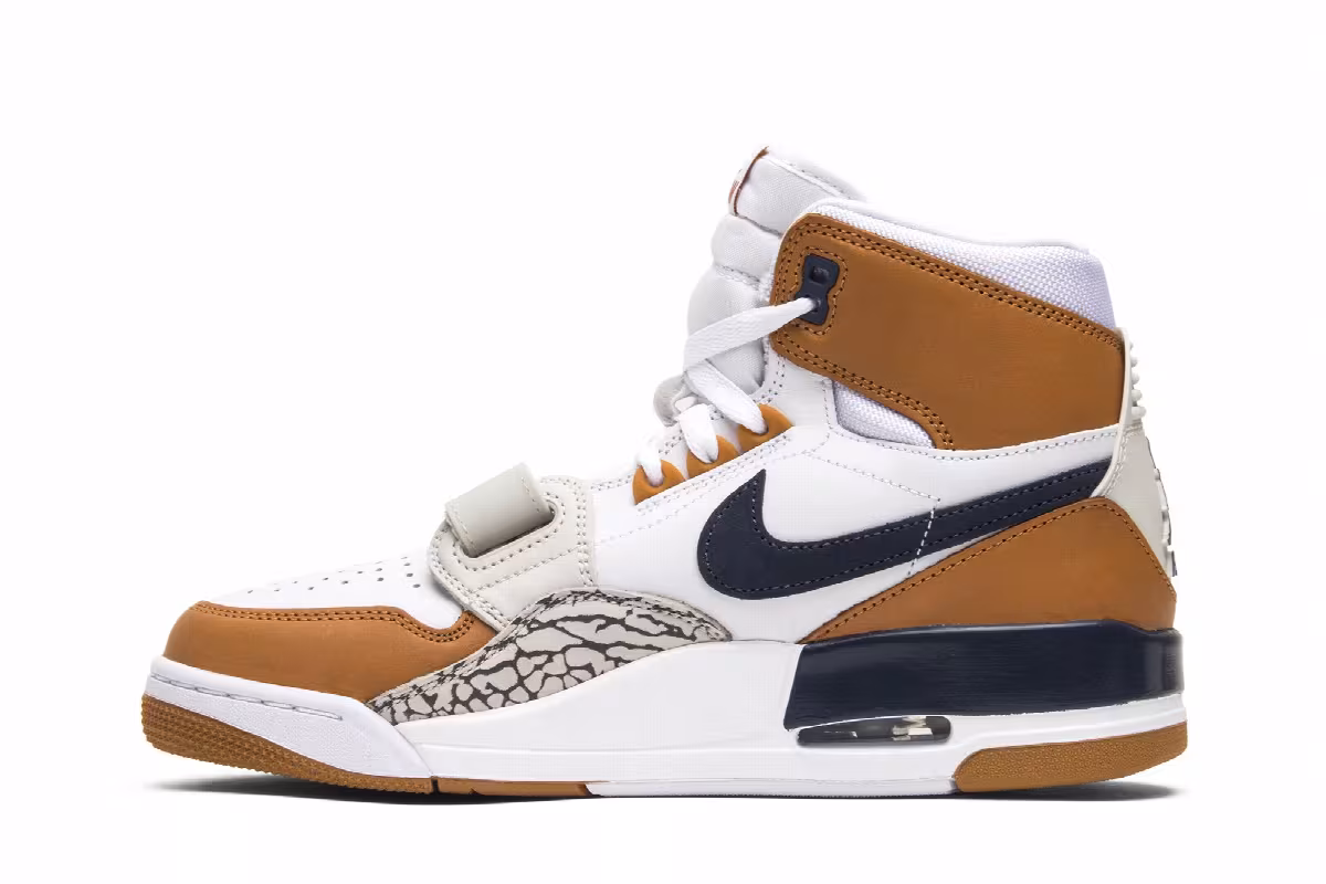 Just Don x Air Jordan Jordan Legacy 312 Medicine Ball, view 4
