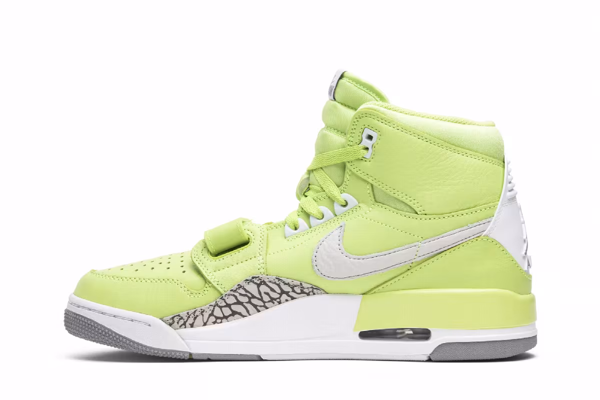 Just Don x Air Jordan Jordan Legacy 312 Ghost Green, view 4