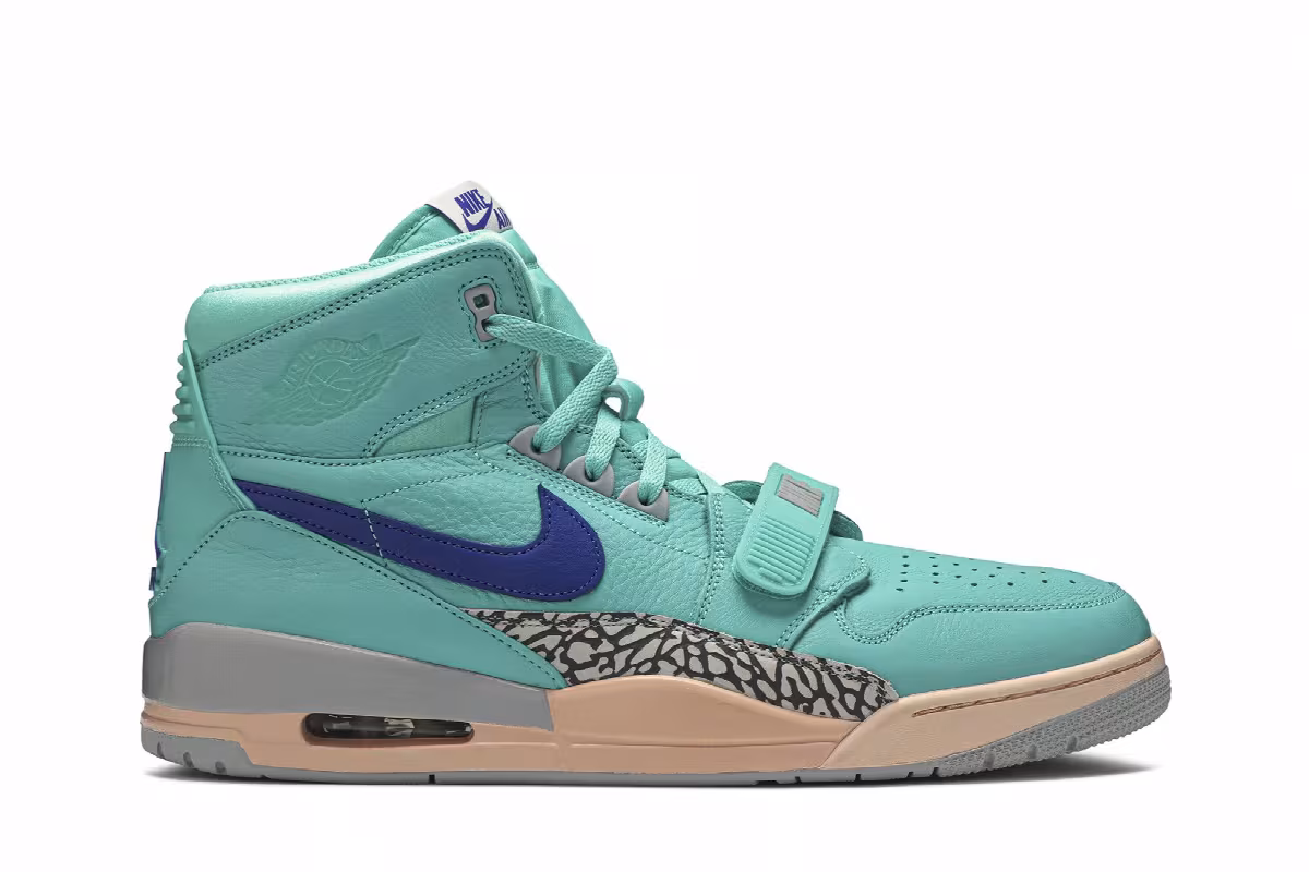 Air Jordan Legacy 312 Hyper Jade, view 2
