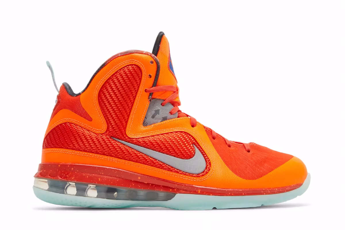 Nike LeBron 9 Big Bang 2022, view 2