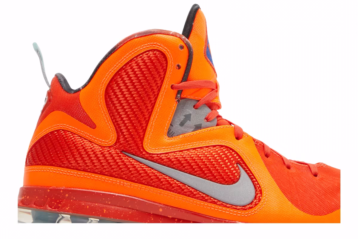 Nike LeBron 9 Big Bang 2022, view 3