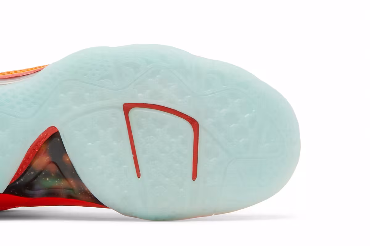 Nike LeBron 9 Big Bang 2022, view 6