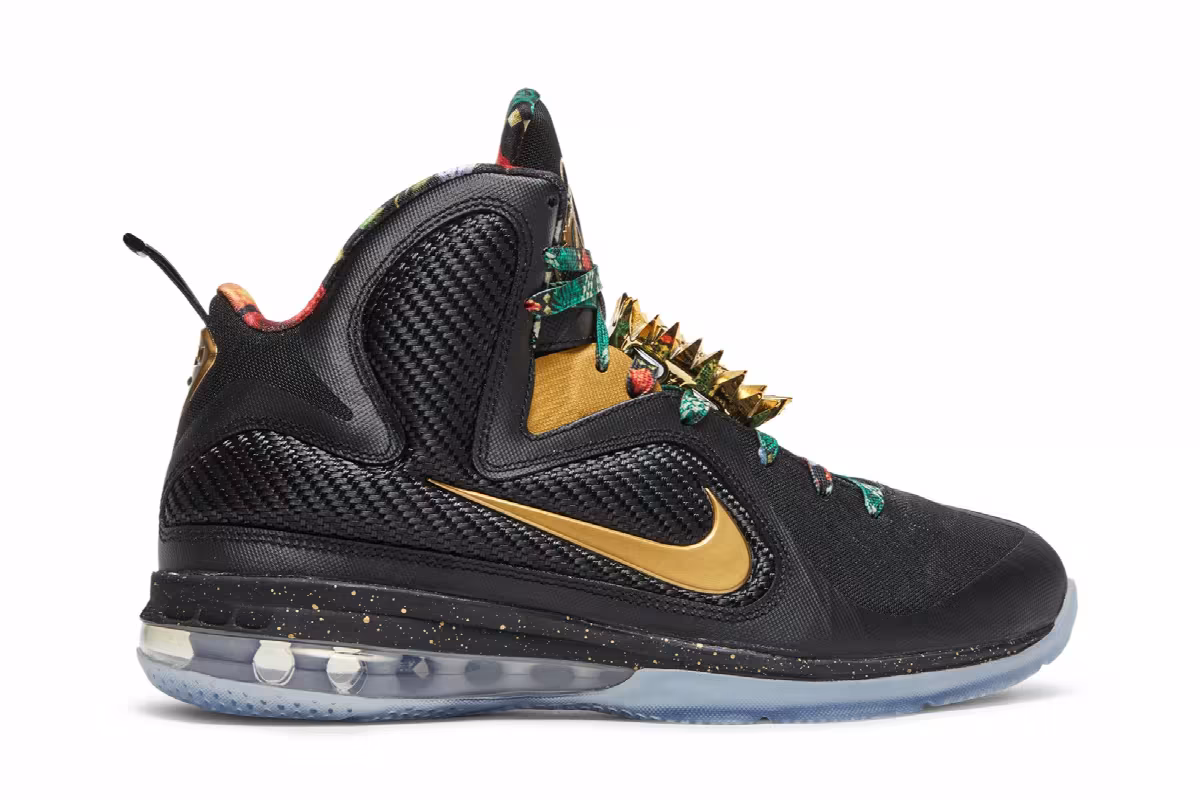 Nike LeBron 9 Watch The Throne 2022, view 2