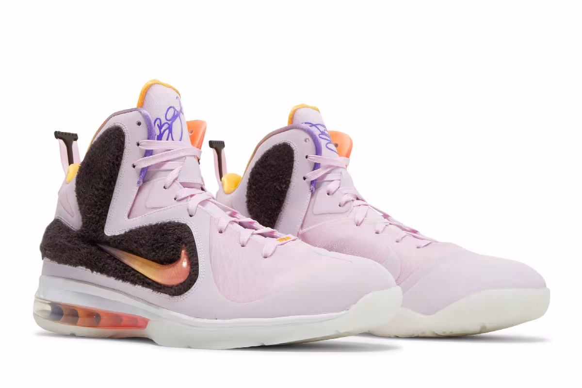 Nike LeBron 9 Regal Pink, view 9