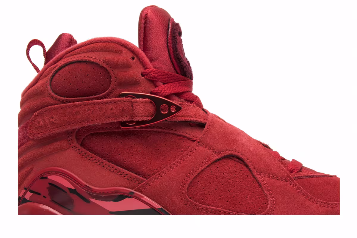 Women's Air Jordan 8 Valentines Day, view 3