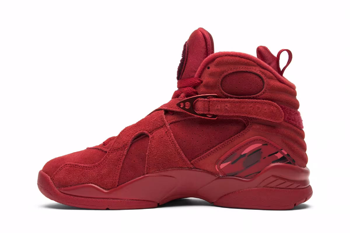 Women's Air Jordan 8 Valentines Day, view 4