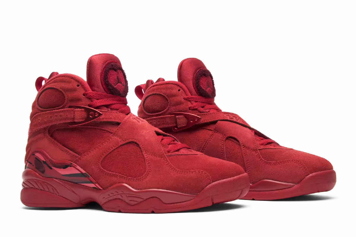 Women's Air Jordan 8 Valentines Day, view 9