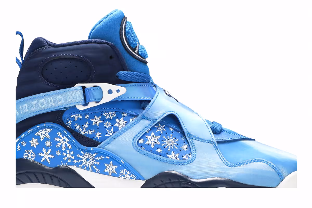 Air Jordan 8 GS Snowflake, view 3