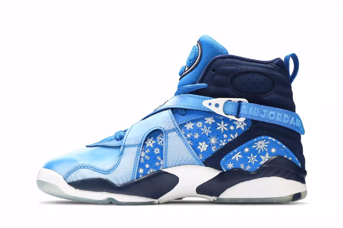 Air Jordan 8 GS Snowflake, view 4