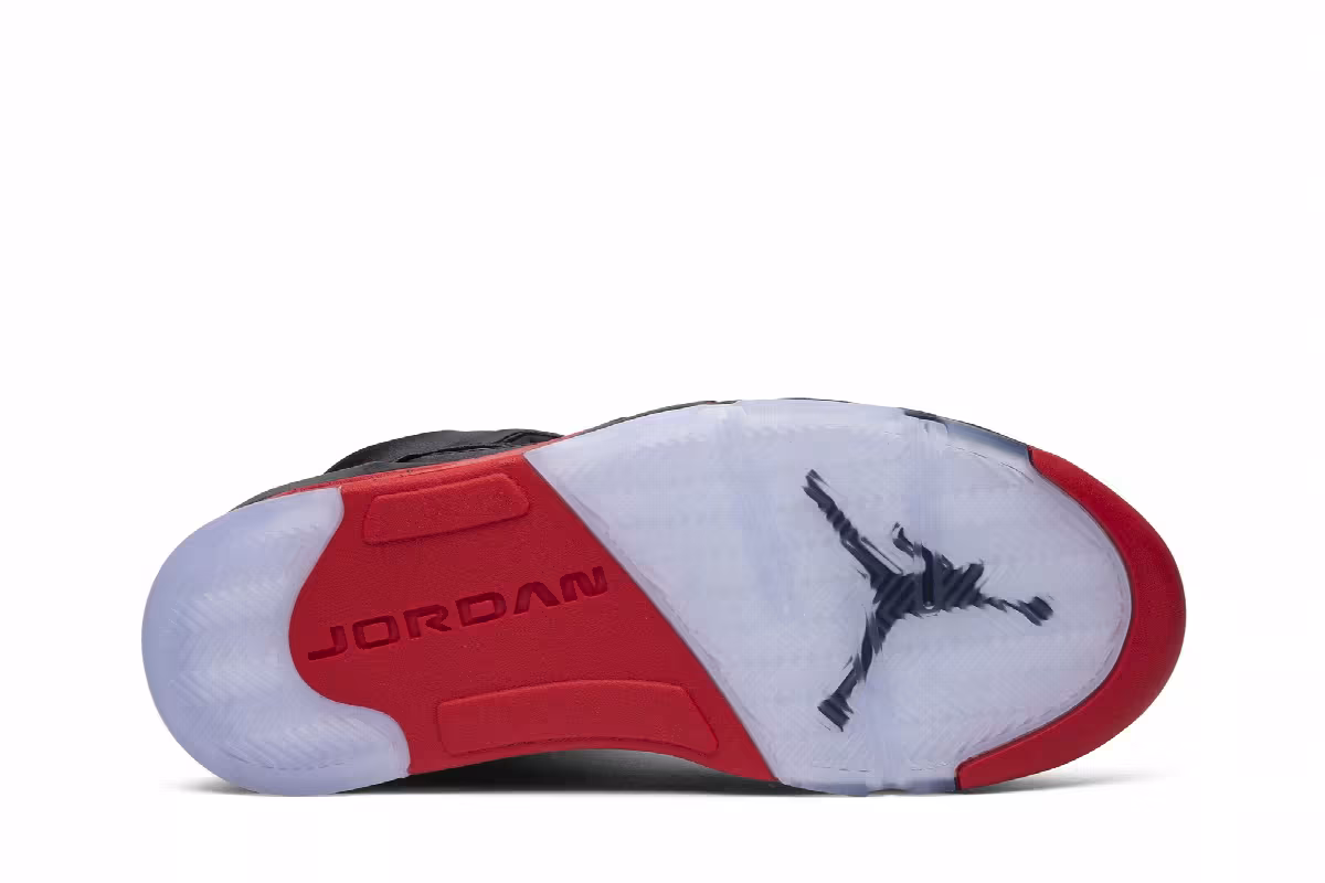 Air Jordan 5 Satin Bred, view 5