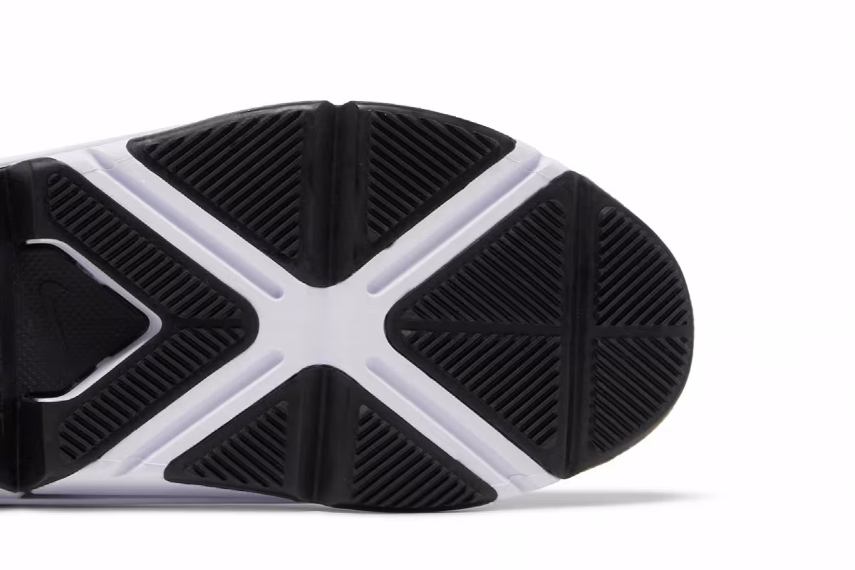 Nike Women's GO FlyEase Black White, view 6
