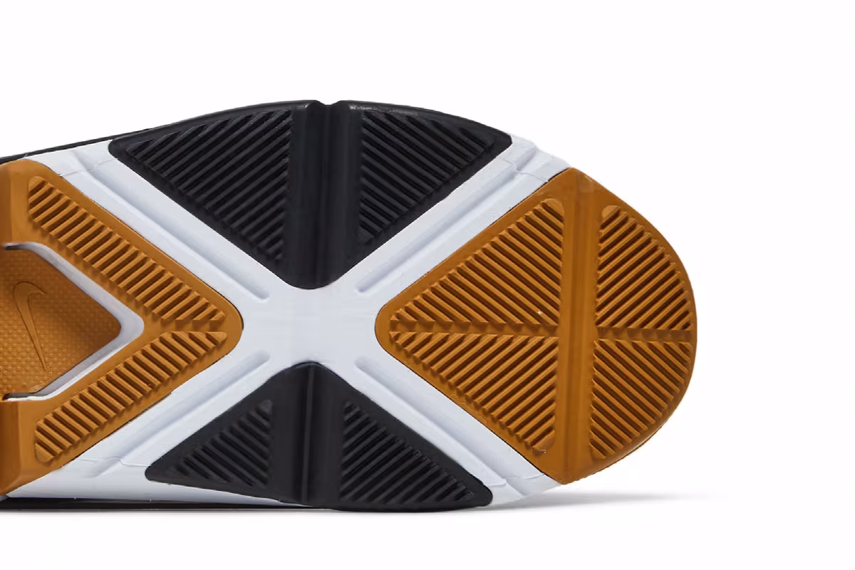 Nike GO FlyEase Black Gum, view 6