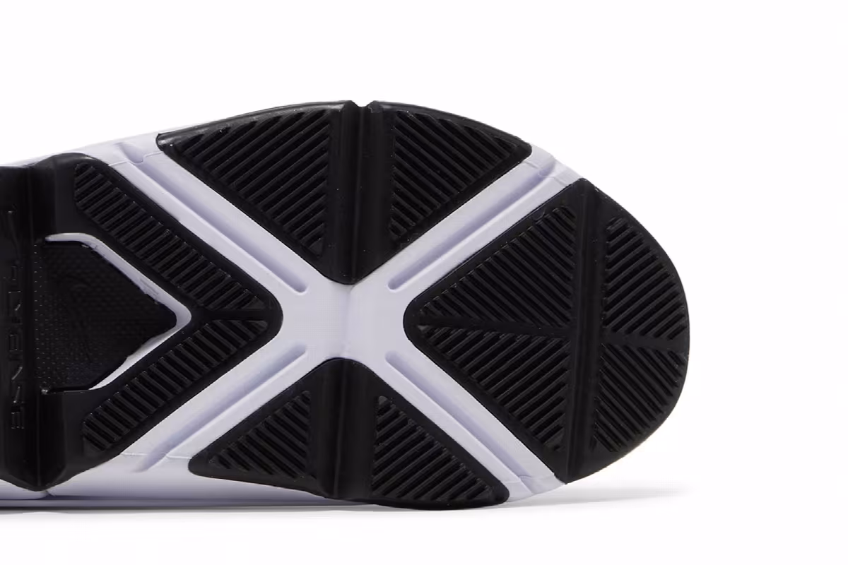 Nike Women's GO FlyEase White Black, view 6