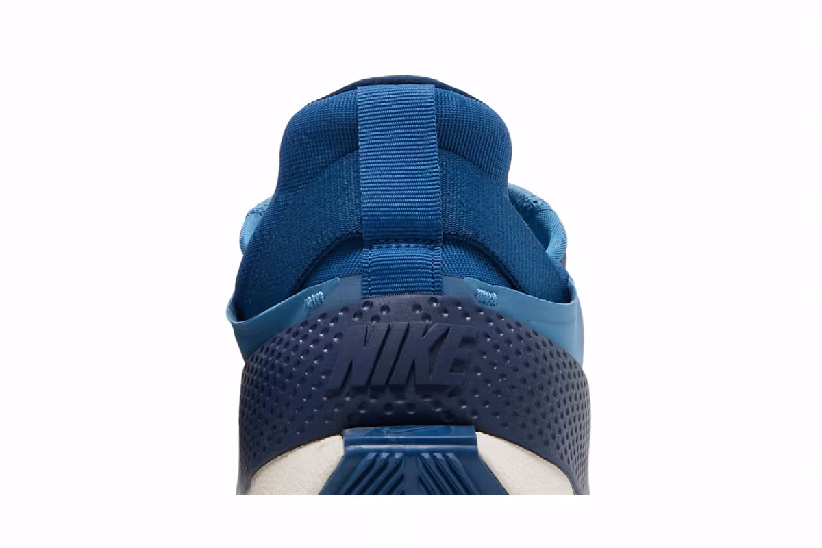 Nike GO FlyEase Court Blue, view 8