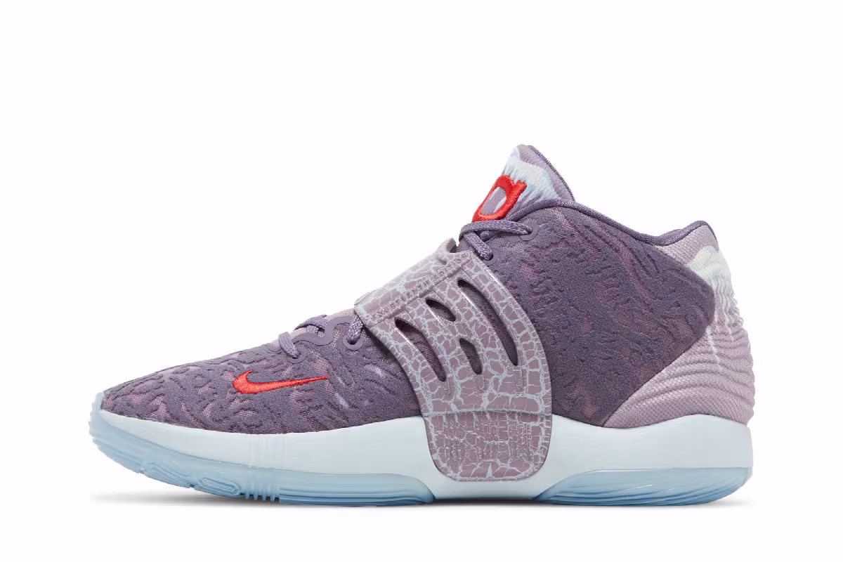 Nike KD 14 NRG Valentine's Day, view 4