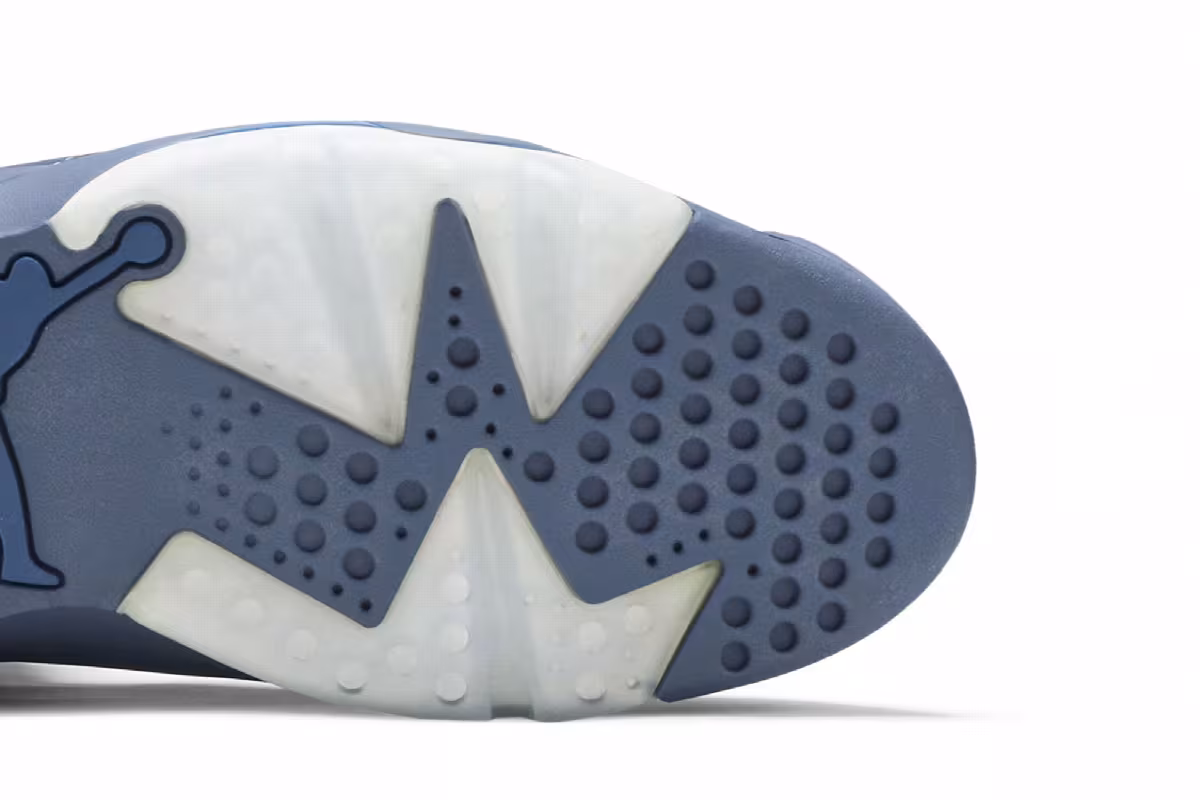 Air Jordan 6 Diffused Blue, view 6