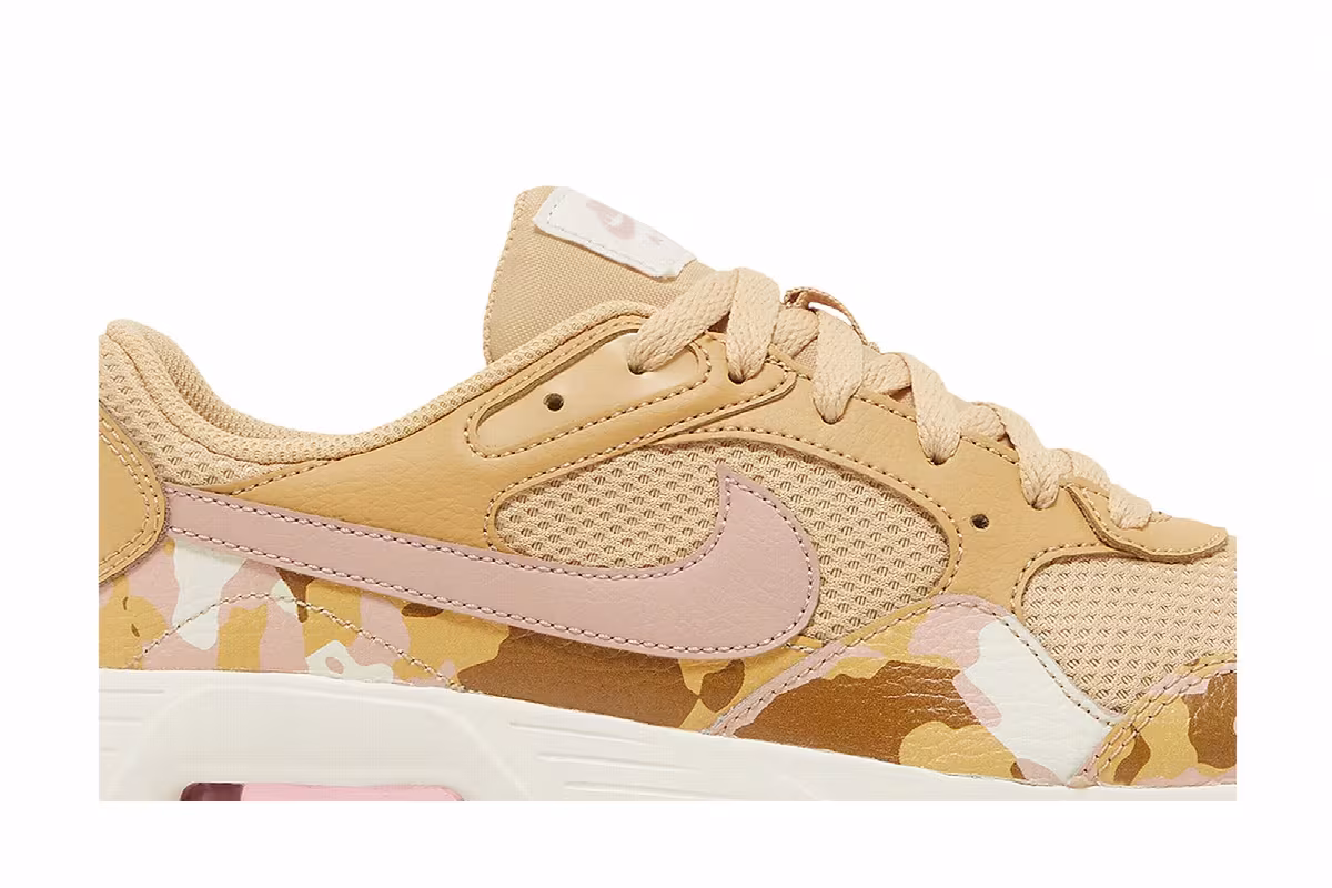 Nike Women's Air Max SC Sesame Pink Camo, view 3