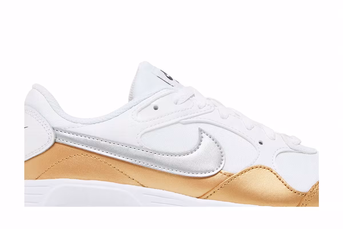 Nike Women's Air Max SC White Metallic Gold, view 3