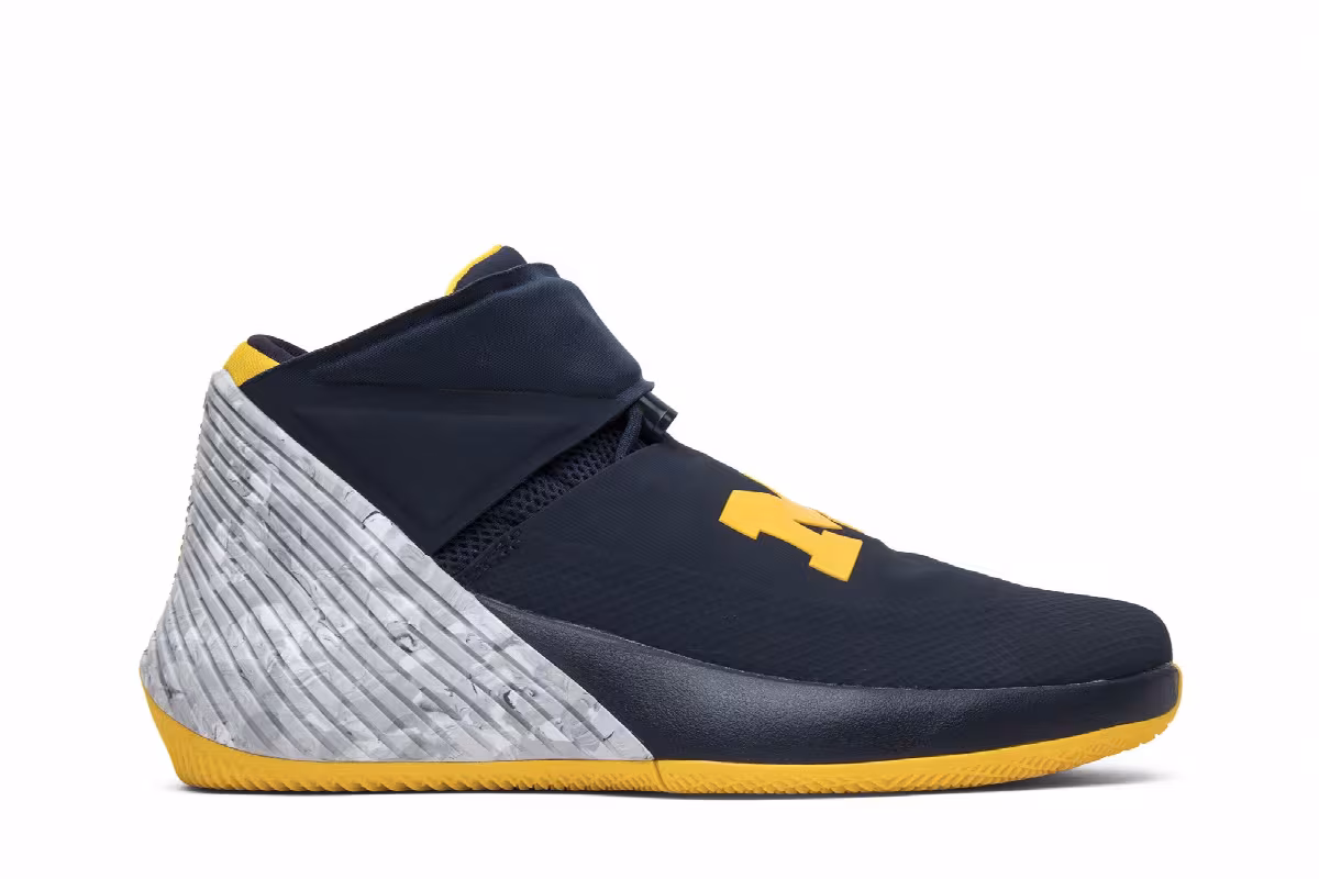 Air Jordan Why Not Zer0.1 Michigan, view 2