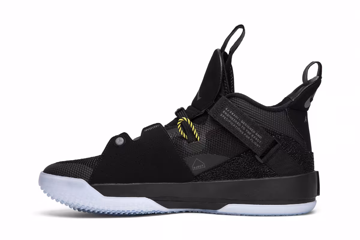Air Jordan 33 Utility Blackout, view 4