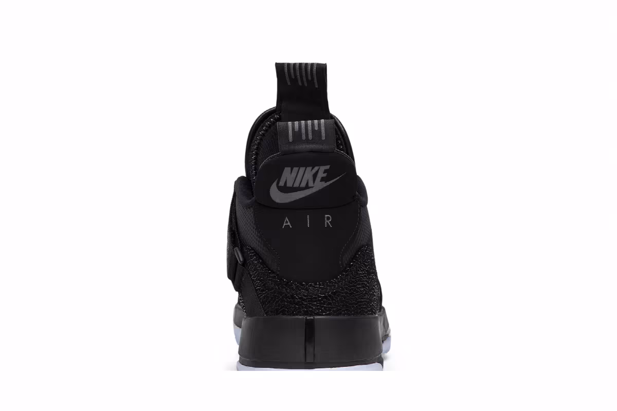 Air Jordan 33 Utility Blackout, view 8