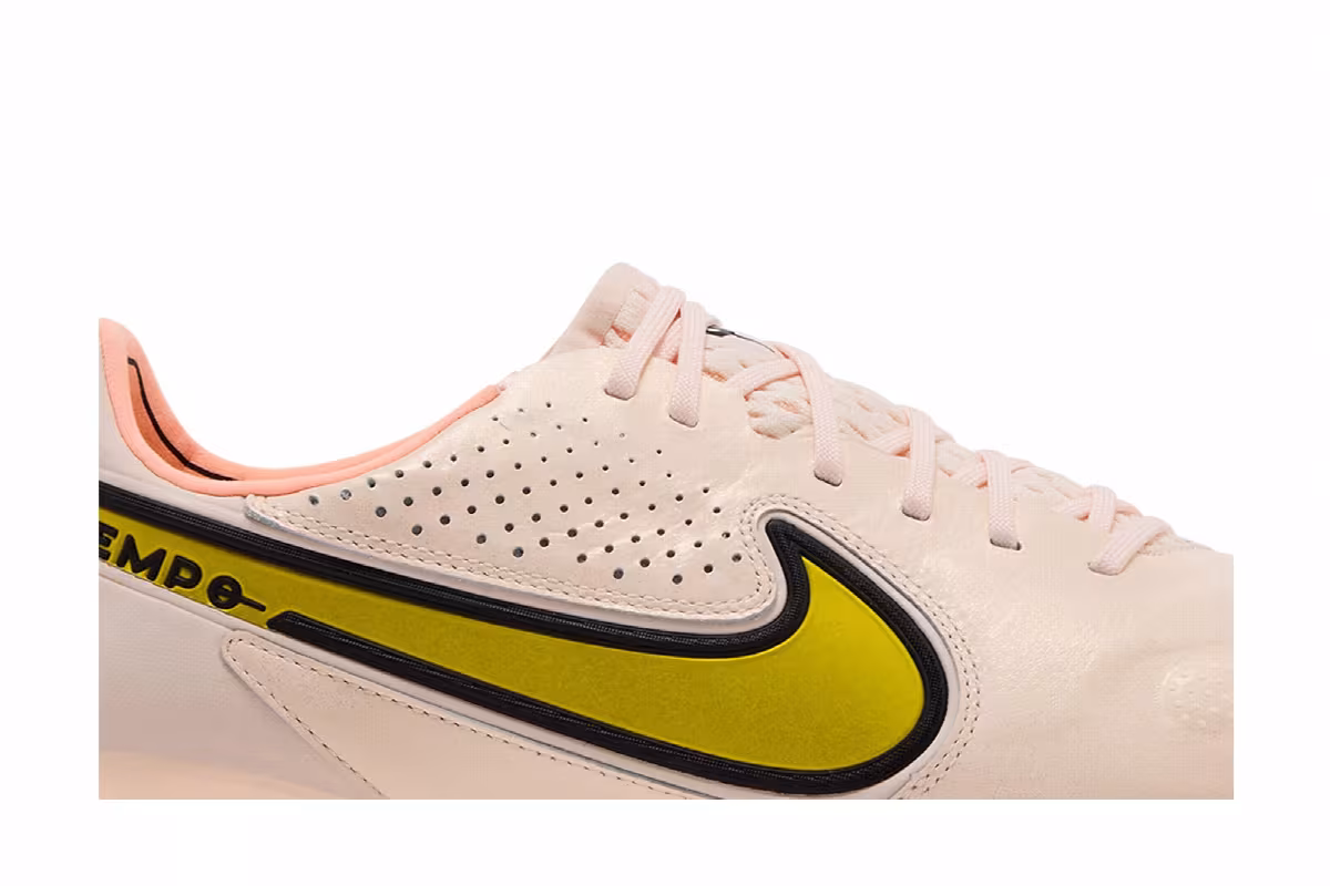 Nike Tiempo Legend 9 Elite FG Lucent Pack, view 3