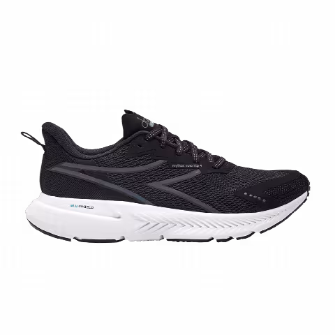 Diadora Mythos Blushield Volo Hip 4 'Black White'